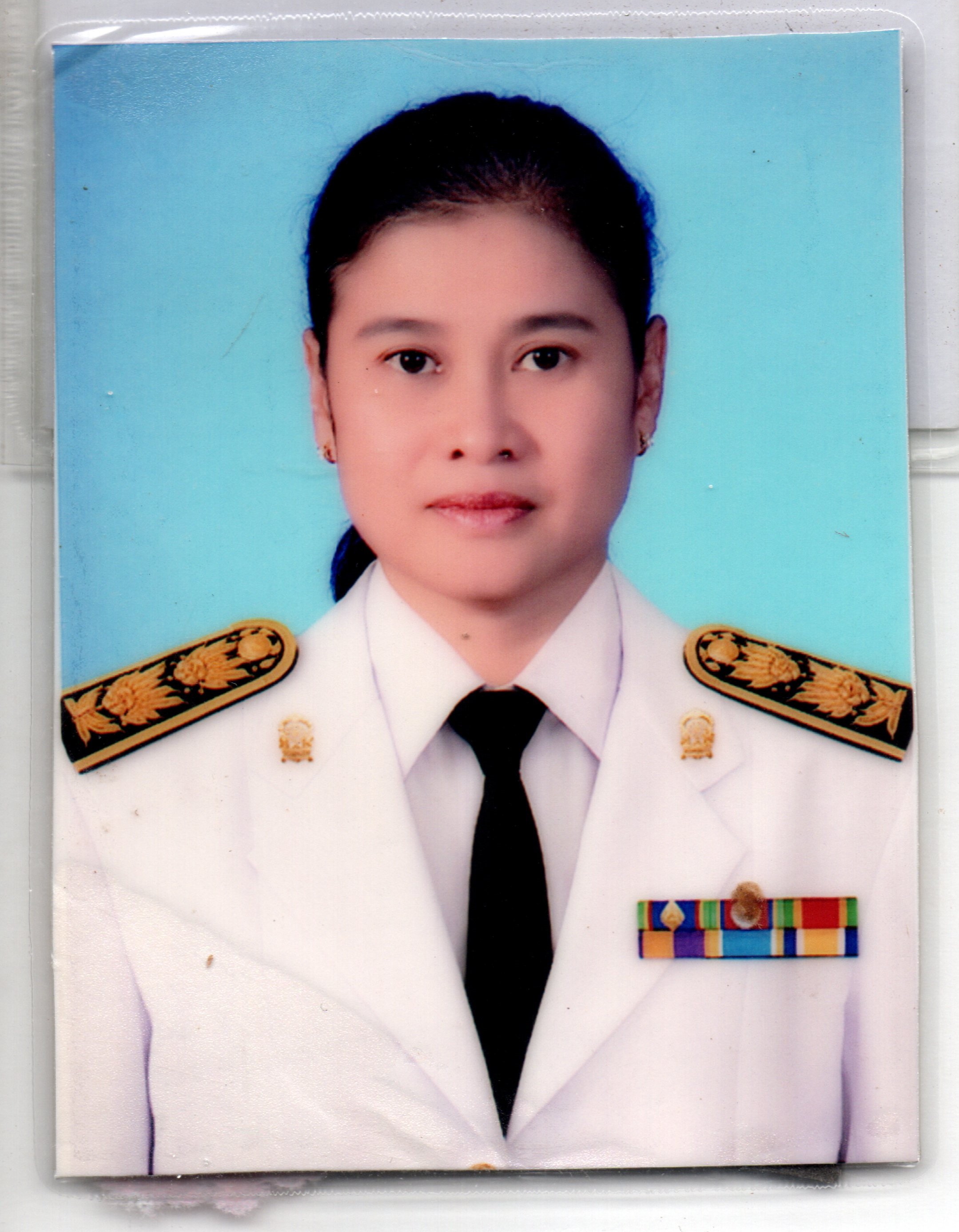 นางรุ่งนภา แก้วเขียว